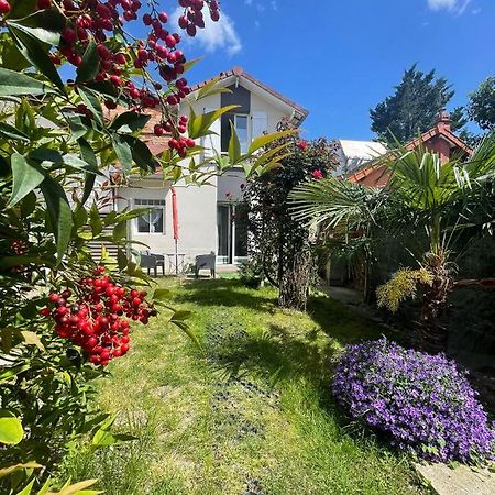 Ferienwohnung The Little House - Non Fumeur L'Hay-les-Roses Exterior foto