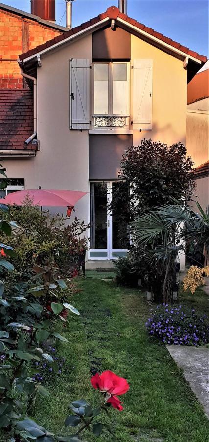 Ferienwohnung The Little House - Non Fumeur L'Hay-les-Roses Exterior foto